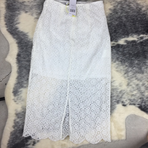 BCBG Dresses & Skirts - BCBG White Eyelet Lace Skirt NWT 0